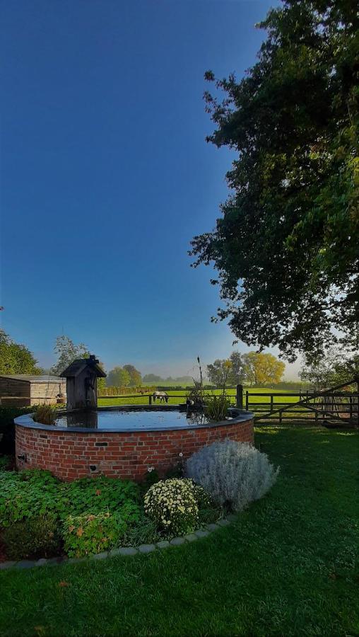 Lievegem B & B Victors Hof, Met Zwemvijver In Landelijke Setting מראה חיצוני תמונה